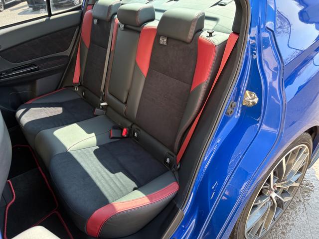 �y�e���E������E�ϋv���ɗD�ꂽ�A�[�N�o���A�Q�P�z�y�������E����E�h�����ɗD�ꂽ�I�N���[�i�z�y����y�ȃ|���}�[�̃t�b�f�R�[�e�B���O�z�ƂR��ނ̃R�[�e�B���O����葵���Ă���܂���