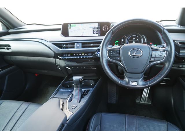 UX UX250h Fスポーツ ムーンルーフ TRD製リアデュフューザー・マフラー 10.3インチナビ パノラミックビュー ブラインドスポットモニター アンダーランセットF/S LEDライト ハンズフリーパワーバックドア ドラレコ(2枚目)