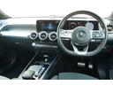 ＧＬＢ ＧＬＢ２００ｄ　ＡＭＧライン　パノラミックスライディングルーフ　１０．２５インチディスプレイ　ナビＴＶ　パノラミックビューモニター　ヘッドアップディスプレイ　ブラインドスポット　シートキネティクス　シートヒーター　パワーシート（2枚目）