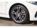 純正18インチ5本ツインスポークアルミホイール装備☆タイヤサイズは225/40R18になります☆Mスポーツサスペンションも装備☆