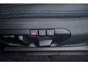 運転席には2名分シートポジションが登録できるメモリー機能付パワーシート装備☆番号を押すだけで登録されたシートポジションに調整してくれます☆