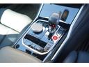 ATセレクトレバー装備☆運転席と助手席の間に配置されており、自然な手の位置で操作できるように設計されており、運転中でも快適かつスムーズな操作をすることができます☆