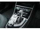 ATシフトレバー装備☆運転席と助手席の間に配置されており、自然な手の位置で操作できるように設計されており、運転中でも快適かつスムーズな操作をすることができます☆