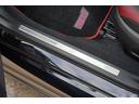 ロゴ入スカッフプレート装備☆車の乗り降りする際に、ステップに傷が入らないように保護してくれます☆