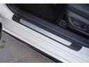 スカッフプレート装備☆車の乗り降りする際に、ステップに傷が入らないように保護してくれます☆