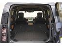 実用的な荷室スペースを確保しており、ファミリーユース・通勤・アウトドアにも対応できる作りになっています☆セカンドシートを倒すことでさらなるスペースを確保できます☆女性の方でも簡単にシートを倒せます☆