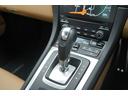 ＡＴシフトレバー装備☆運転席と助手席の間に配置されており、自然な手の位置で操作できるように設計されており、運転中でも快適かつスムーズな操作をすることができます☆