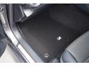 フロアマット完備☆高級感ある純正フロアマット付き。室内の質感を引き立てつつ、汚れにも強い実用性の高い仕様です☆