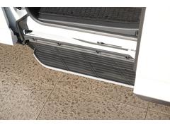 �᡼�������ץ�����˥С����륹�ƥåסʽ�����¦�����������饤�ɥɥ��γ��Ĥ�Ϣư���ƥ��ƥåפ�Ÿ������Ǽ���Ƥ�����ߥ��ݡ������������̤��饹�ƥåפޤǤι⤵���ޤ��뤳�Ȥǡ��¿����ƾ�ߤǤ��ޤ��� 6