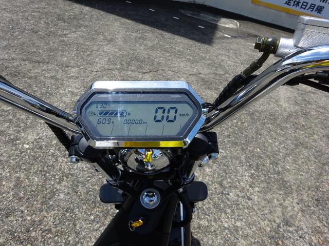 日本 ブレイズ　トライク　ＥＶ三輪バギー　公道走行可能　ヘルメット不要　ミニカー登録（12枚目）