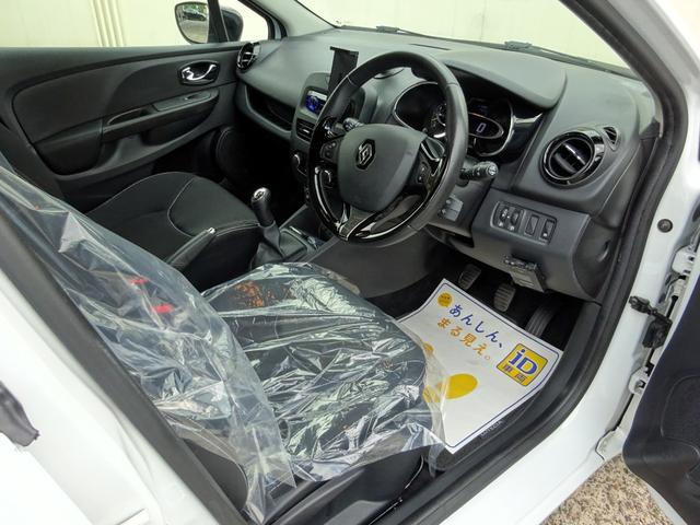 ルーテシア ゼン コンパクトハッチバック/ダウンサイジングターボ/5速マニュアル/Bluetoothオーディオ/前後ドライブレコーダー/ETC/カードキー/プッシュスタート/ガラスコーティング施工済/1年保証!(5枚目)