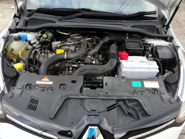 ルーテシア ゼン コンパクトハッチバック/ダウンサイジングターボ/5速マニュアル/Bluetoothオーディオ/前後ドライブレコーダー/ETC/カードキー/プッシュスタート/ガラスコーティング施工済/1年保証!(6枚目)