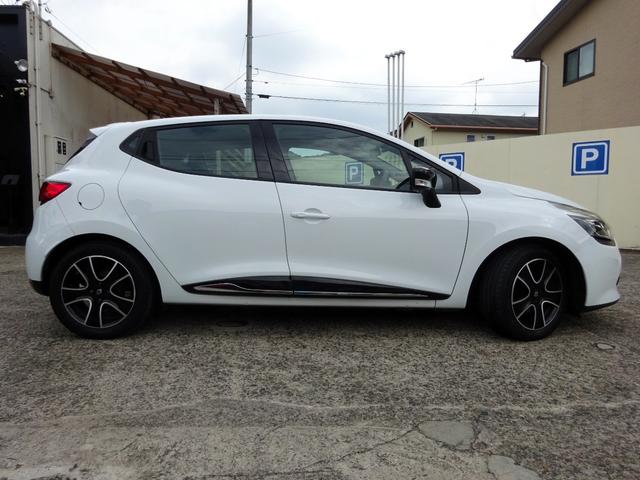 ルーテシア ゼン コンパクトハッチバック/ダウンサイジングターボ/5速マニュアル/Bluetoothオーディオ/前後ドライブレコーダー/ETC/カードキー/プッシュスタート/ガラスコーティング施工済/1年保証!(13枚目)