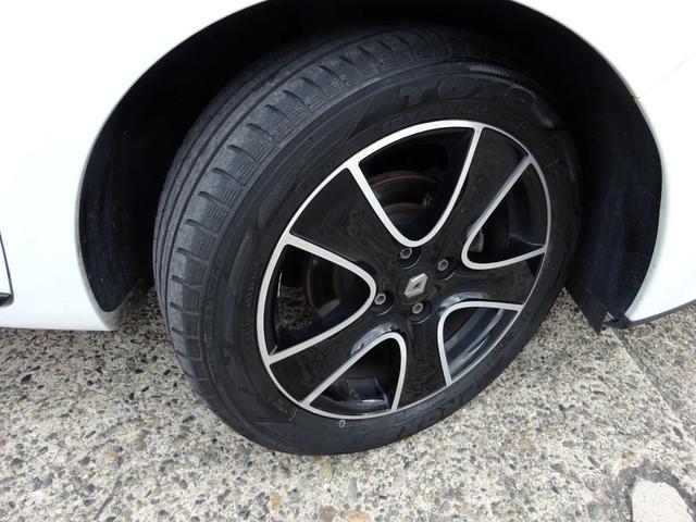 ルーテシア ゼン コンパクトハッチバック/ダウンサイジングターボ/5速マニュアル/Bluetoothオーディオ/前後ドライブレコーダー/ETC/カードキー/プッシュスタート/ガラスコーティング施工済/1年保証!(14枚目)