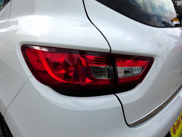 ルーテシア ゼン コンパクトハッチバック/ダウンサイジングターボ/5速マニュアル/Bluetoothオーディオ/前後ドライブレコーダー/ETC/カードキー/プッシュスタート/ガラスコーティング施工済/1年保証!(33枚目)