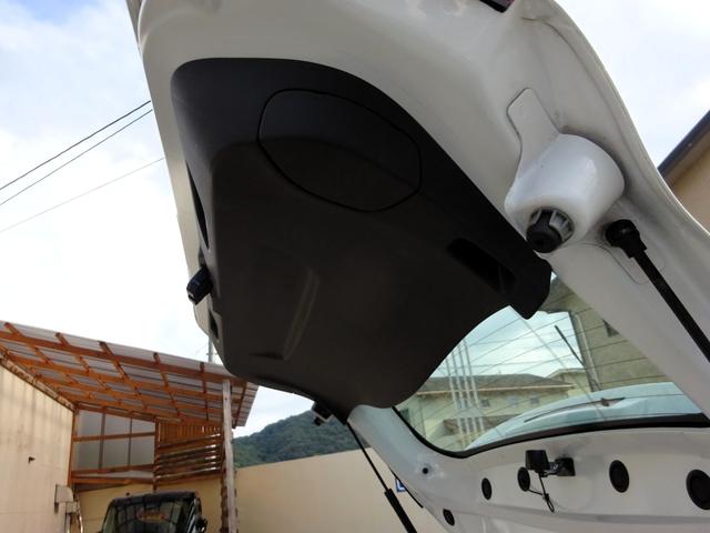 ルーテシア ゼン コンパクトハッチバック/ダウンサイジングターボ/5速マニュアル/Bluetoothオーディオ/前後ドライブレコーダー/ETC/カードキー/プッシュスタート/ガラスコーティング施工済/1年保証!(57枚目)