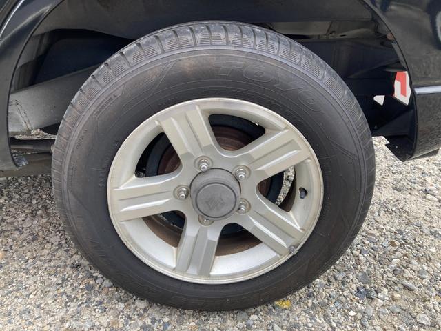 ジムニー ワイルドウインド　４ＷＤターボ　５速ＭＴ　１６インチアルミ　ハードケース付き背面タイヤ　シートヒーター　ミラーヒーター　フォグランプ　電格ミラー　ルーフレール（8枚目）