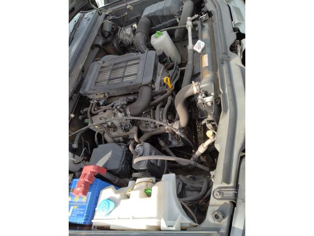 ジムニー ワイルドウインド　４ＷＤターボ　５速ＭＴ　１６インチアルミ　ハードケース付き背面タイヤ　シートヒーター　ミラーヒーター　フォグランプ　電格ミラー　ルーフレール（33枚目）