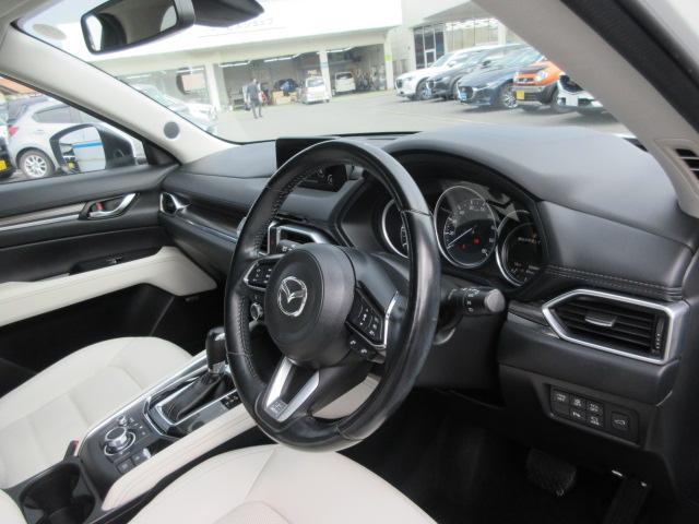 内装も納車前にルームクリーニングさせて頂きます！お車を快適にお乗り頂けるように、弊社スタッフが真心込めてキレイにします☆