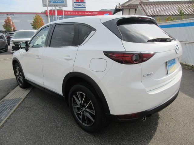 ご覧頂いている車両ですが、メールでのお問合せが非常に多い車両となっております。お急ぎのお客様はお電話にてお問合せ下さい。ご連絡先はマツダオートザム東広島【０８２−４２２−６８００】までお願いします♪