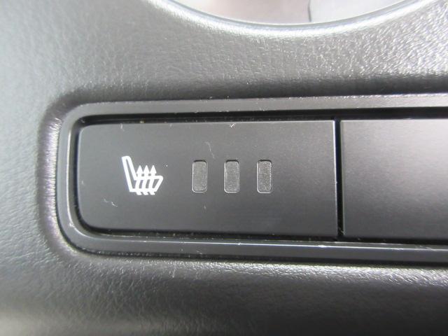 シートヒーター装備！座席の冷たい冬はシートヒーターが大活躍！特に冷え性の方、冬のドライブはちょっと・・・と思われている方、これで問題解決です！これで冷え込む季節でも快適なドライブが楽しめます！！