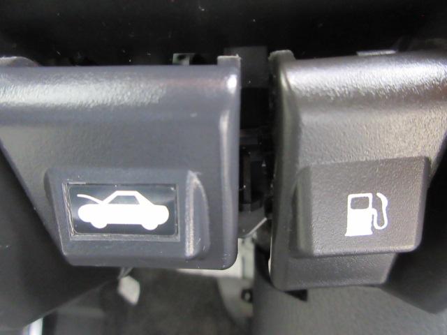 国土交通省指定工場にて整備点検後のご納車させて頂いております。安心してお乗り頂けます。もちろん交換部品などが出る場合も追加料金は一切頂きません！！