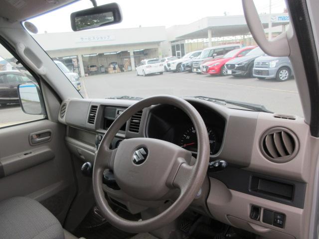 内装も納車前にルームクリーニングさせて頂きます！お車を快適にお乗り頂けるように、弊社スタッフが真心込めてキレイにします☆