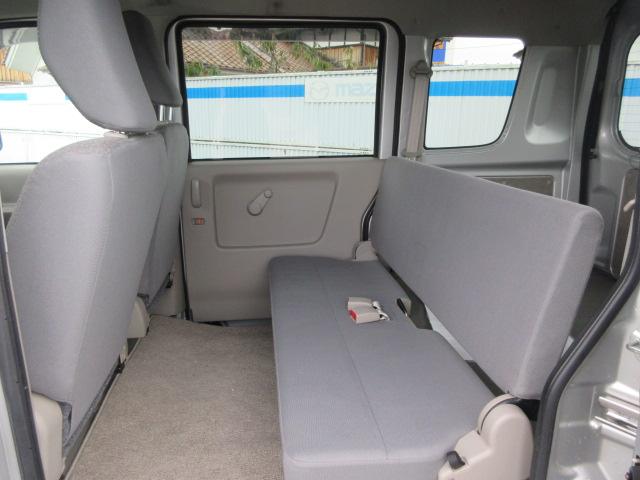 当店は常時６０台以上展示☆グループ合わせると２００台以上展示しております。軽自動車から大型車・外車まで豊富に展示しております。お気に入りのお車を一緒に見つけていきましょう♪