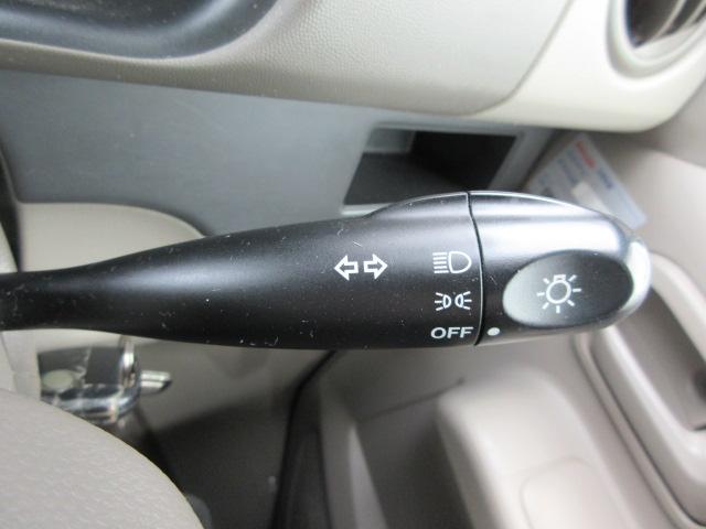 当店は常時６０台以上展示☆グループ合わせると２００台以上展示しております。軽自動車から大型車・外車まで豊富に展示しております。お気に入りのお車を一緒に見つけていきましょう♪