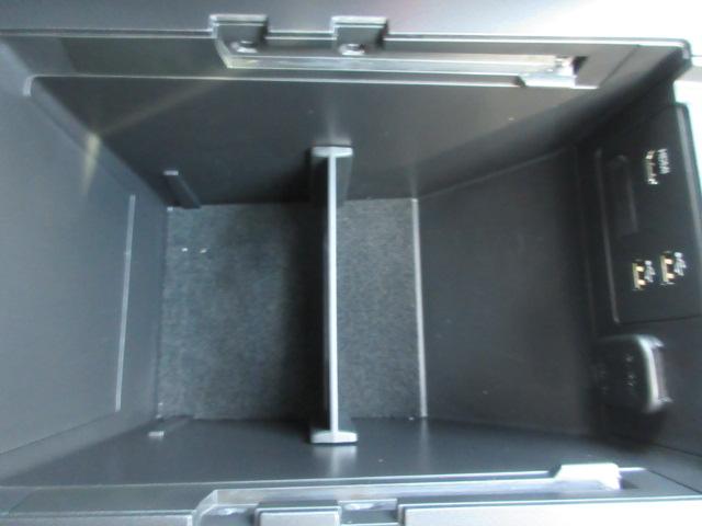 MAZDA3ファストバック 15Sツーリング 全方位モニター ETC CD・DVD ナビ TV ドライブレコーダー アルミホイール 電動パーキング スマートキー ドアバイザー ブルーミラー ウィンカー付きドアミラー アイドリングストップ PS(61枚目)