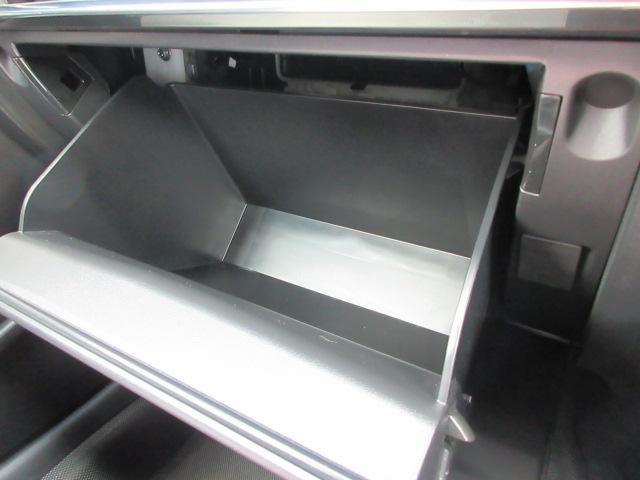 MAZDA3ファストバック 15Sツーリング 全方位モニター ETC CD・DVD ナビ TV ドライブレコーダー アルミホイール 電動パーキング スマートキー ドアバイザー ブルーミラー ウィンカー付きドアミラー アイドリングストップ PS(62枚目)