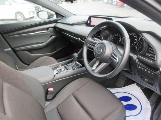 MAZDA3ファストバック 15Sツーリング 全方位モニター ETC CD・DVD ナビ TV ドライブレコーダー アルミホイール スマートキー ウィンカー付きドアミラー クルーズコントロール アイドリングストップ PS プッシュスタートシステム(8枚目)