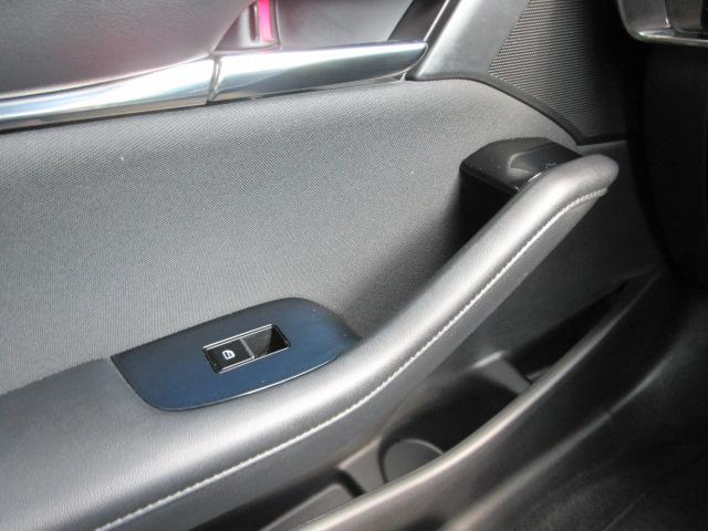 MAZDA3ファストバック 15Sツーリング 全方位モニター ETC CD・DVD ナビ TV ドライブレコーダー アルミホイール スマートキー ウィンカー付きドアミラー クルーズコントロール アイドリングストップ PS プッシュスタートシステム(55枚目)