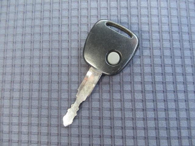 キャロル GL ETC CD DVD ナビ TV シートヒーター 衝突軽減ブレーキサポート 横滑り防止機能 アイドリングストップ PS PW オートエアコン アクセル踏み間違い防止装置 頸部衝撃緩和ヘッドレスト(52枚目)