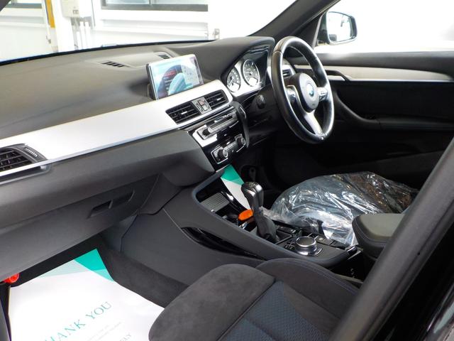Ｘ１ ｘＤｒｉｖｅ　２０ｉ　Ｍスポーツ　４ＷＤ／ターボ／コンフォートアクセス／ナビ／バックカメラ／ＣＤ／ＤＶＤ／Ｂｌｕｅｔｏｏｔｈ／パワーバックドア／ＥＴＣ／ＬＥＤヘッドライト（10枚目）