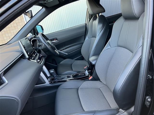 カローラクロス ハイブリッド　Ｚ　サンルーフ　バックカメラ　衝突被害軽減システム　ＥＴＣ　ＬＥＤヘッドランプ　ワンオーナー　フルエアロ　記録簿（19枚目）