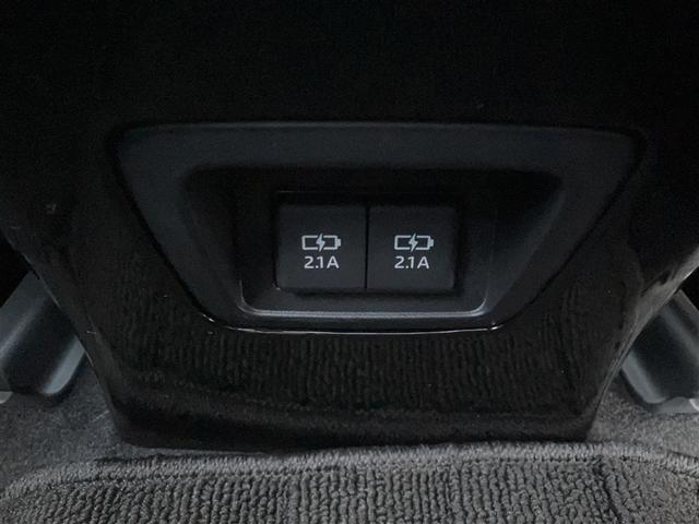 カローラクロス ハイブリッド　Ｚ　サンルーフ　バックカメラ　衝突被害軽減システム　ＥＴＣ　ＬＥＤヘッドランプ　ワンオーナー　フルエアロ　記録簿（22枚目）