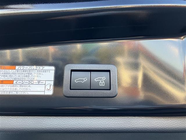 カローラクロス ハイブリッド　Ｚ　サンルーフ　バックカメラ　衝突被害軽減システム　ＥＴＣ　ＬＥＤヘッドランプ　ワンオーナー　フルエアロ　記録簿（26枚目）