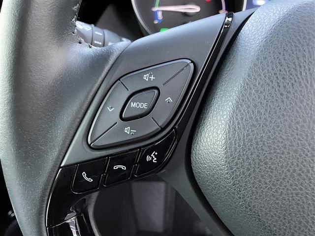 Ｃ－ＨＲ Ｇ　モード　ネロ　セーフティプラス　バックカメラ　衝突被害軽減システム　ＥＴＣ　ＬＥＤヘッドランプ　ワンオーナー　フルエアロ　記録簿　アイドリングストップ（11枚目）