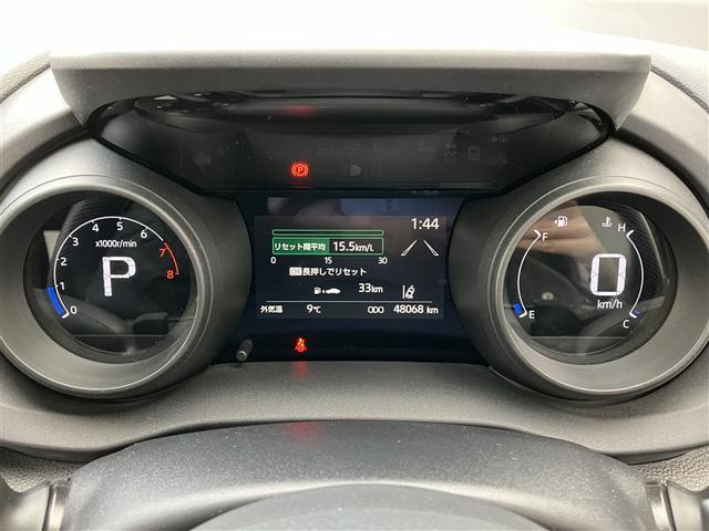 ヤリスクロス ＧＲスポーツ　バックカメラ　衝突被害軽減システム　ＬＥＤヘッドランプ　ワンオーナー　記録簿（11枚目）