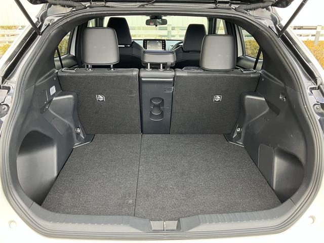 ヤリスクロス ＧＲスポーツ　バックカメラ　衝突被害軽減システム　ＬＥＤヘッドランプ　ワンオーナー　記録簿（16枚目）