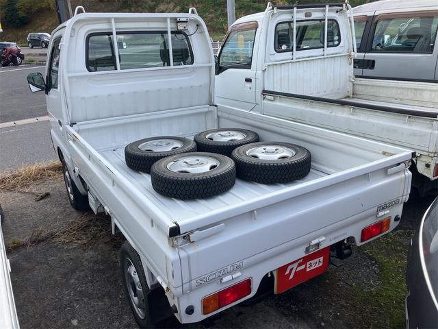スクラムトラック 　４ＷＤ　５速ＭＴ　エアコン無し（13枚目）