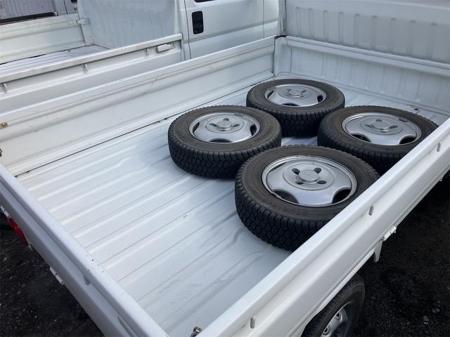 スクラムトラック 　４ＷＤ　５速ＭＴ　エアコン無し（31枚目）