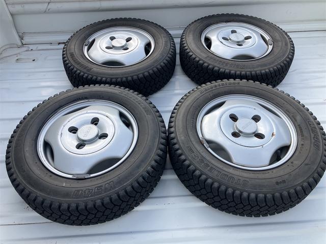 スクラムトラック 　４ＷＤ　５速ＭＴ　エアコン無し（33枚目）