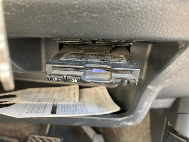 ワゴンＲ ＦＸ　４ＷＤ　ドライブレコーダー　ＥＴＣ　衝突被害軽減システム　キーレスエントリー　アイドリングストップ　電動格納ミラー　シートヒーター　ベンチシート　ＣＶＴ　盗難防止システム　ＡＢＳ　ＥＳＣ　ＣＤ（9枚目）