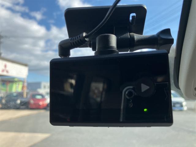 ワゴンＲ ＦＸ　４ＷＤ　ドライブレコーダー　ＥＴＣ　衝突被害軽減システム　キーレスエントリー　アイドリングストップ　電動格納ミラー　シートヒーター　ベンチシート　ＣＶＴ　盗難防止システム　ＡＢＳ　ＥＳＣ　ＣＤ（11枚目）