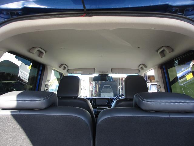 N-ONE プレミアム ツアラー・ローダウン ターボ ナビ 地デジ バックカメラ ビルトインETC ドラレコ HIDヘッドライト LEDフォグランプ サイドエアバッグ スマートキー オートエアコン パドルシフト オートライト タイミングチェーン(12枚目)