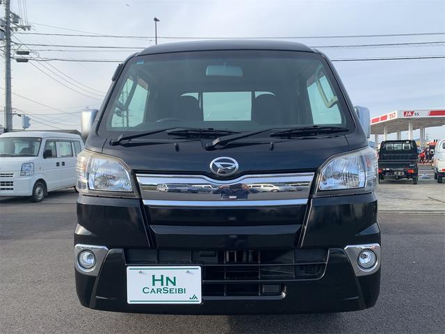 ハイゼットトラック ジャンボ　４ＷＤ　ＡＴ　ＥＴＣ　キーレスエントリー　フォグランプ　作業灯　エアコン　パワーステアリング　パワーウィンドウ　運転席エアバッグ　助手席エアバッグ　ＣＤ　ＡＭ／ＦＭラジオ　ミュージックプレイヤー接続可（2枚目）