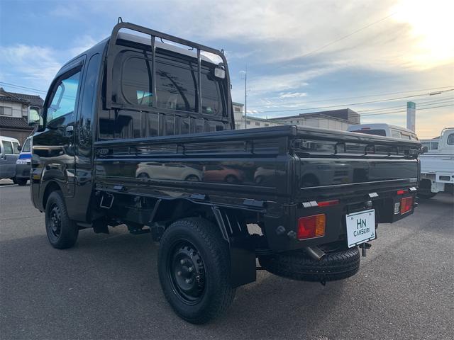 ハイゼットトラック ジャンボ　４ＷＤ　ＡＴ　ＥＴＣ　キーレスエントリー　フォグランプ　作業灯　エアコン　パワーステアリング　パワーウィンドウ　運転席エアバッグ　助手席エアバッグ　ＣＤ　ＡＭ／ＦＭラジオ　ミュージックプレイヤー接続可（5枚目）