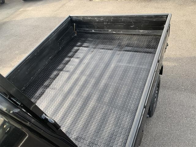 ハイゼットトラック ジャンボ　４ＷＤ　ＡＴ　ＥＴＣ　キーレスエントリー　フォグランプ　作業灯　エアコン　パワーステアリング　パワーウィンドウ　運転席エアバッグ　助手席エアバッグ　ＣＤ　ＡＭ／ＦＭラジオ　ミュージックプレイヤー接続可（11枚目）